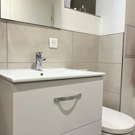 2 Pieces Apartment